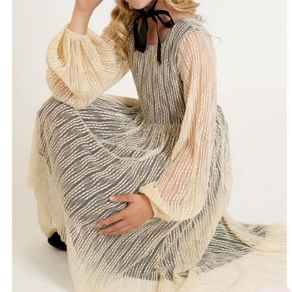 Joyfolie Mia Joy Jermaine Lace long Sleeve Maxi Easter Dress - Picture 1 of 9